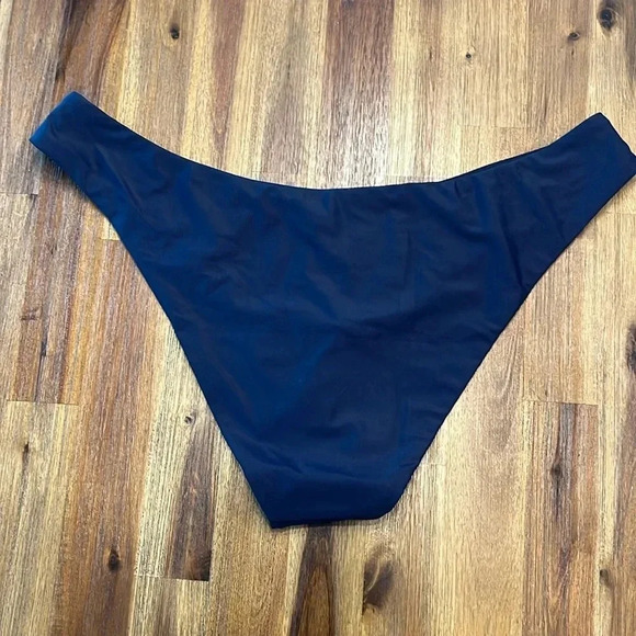 J. Crew NWT Navy Curve Waist Cheeky Bikini Bottom Women’s Size L - Picture 3 of 3